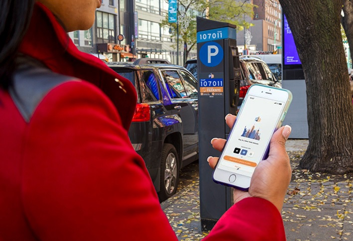 Advierte sobre estafas en parquímetros de la ciudad de Nueva York
