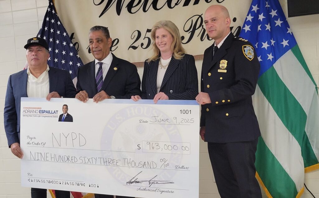 NYPD instalará más cámaras de vigilancia en Alto Manhattan con fondos adquiridos por congresista Espaillat