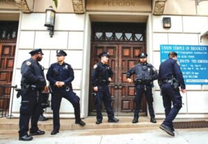 Autoridades NYC refuerzan lugares de judíos por conflicto Israel e Irán; dominicanos evitan áreas