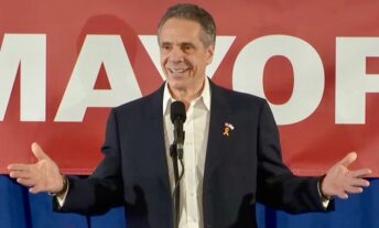 Cuomo: Cuando gane alcaldía NYC anularía orden ejecutiva alcalde Adams; dominicanos lo valoran