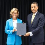 Rep. Dominicana firma acuerdo con la UIT transformará a San Pedro de Macorís y Bonao en ciudades inteligentes