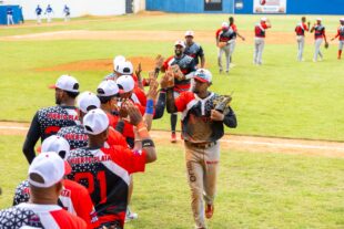 Atléticos de Puerto Plata dividen honores con Mineros de Bonao en inicio Liga de Verano