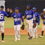 Mineros de Bonao dominan a los Atléticos de Puerto Plata en juego de exhibición; alcalde lanza primera bola