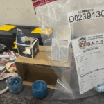 Velados por la DNCD! Agentes ocupan en Inposdom un peluche y varios velones rellenos de cocaína
