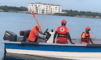 Zozobra cerca a playa Caletón, Cap Cana, embarcación iría ilegalmente a Puerto Rico; buscan sobrevivientes