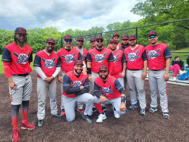 Cero Estrella golpea primero a Peñón Team en Softbol de Newark New Jersey