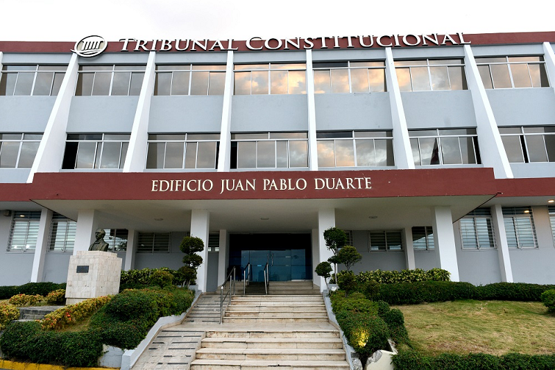 Tribunal Constitucional prohíbe al Presidente designación de alcaldes