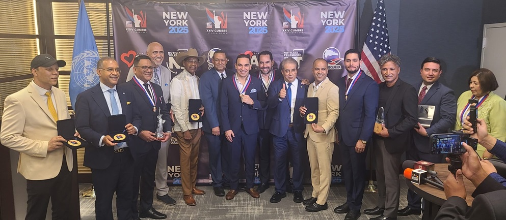 Cumbre Latinoamericana reconoce en NYC líderes latinos