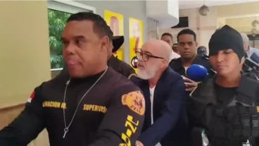 No tan rápido Ángel Martínez! Comunicador aún no puede salir de RD a pesar permiso médico otorgó jueza