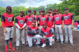 Cero Estrellas derrota al Team Familia Softbol de Newark New Jersey en la Gran Final