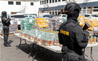 Fruta envenenada! DNCD incauta cargamento de 137.28 kilos de cocaína líquida en Puerto Multimodal Caucedo
