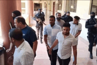 Disponen extradición de 4 dominicanos decidieron irse de forma voluntaria a EU para enfrentar cargos por fraude bancario