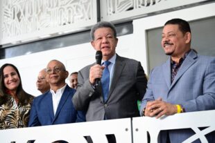 Leonel arremete contra gobierno de Abinader; dice tiene a RD sumido en un retroceso en los servicios básicos