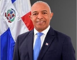 Prensa hispana en NJ y RD se hacen eco de agresión contra vehículo cónsul dominicano