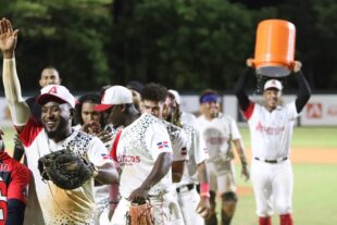Atléticos clasifican al 