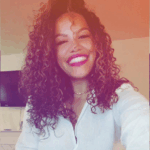 Dominicana subcomisionada de Prisiones de NY y su novio son acusados de estafa y falsificación