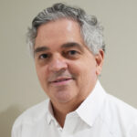 Abinader designa a Julio Ramón Cordero como comisionado para contratos de mantenimiento escolar