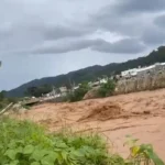 Se desploman tres puentes en Constanza por crecida del río Tireo debido a la lluvia