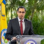 Exministro Economía refuta al presidente Abinader: 