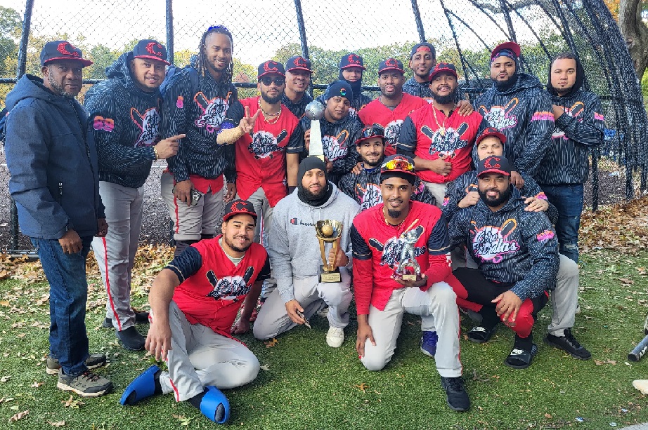 Danny M.T., Jeffry y Cero Estrellas, derrotan a Domiriqueños y Los K Ponen y son campeones Softbol de Newark, New Jersey