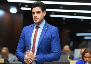 Diputado del PLD en apuros tras circular video discutiendo en hotel con un joven le reclama pago por 