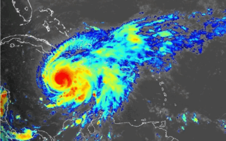 Melissa es ya un huracán categoría 4 con vientos de hasta 220 km/h y lluvias torrenciales para RD de hasta 40 pulgadas