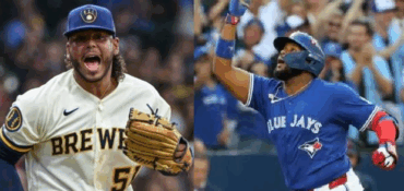Dominicanos Freddy Peralta y Vlady Guerrero Jr. claves en el primer triunfo de Brewers y Toronto en Serie Divisional