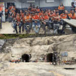 Rescatan sanos y salvos 80 mineros quedaron atrapados tras derrumbe en una galería de Cormidom en Maimón