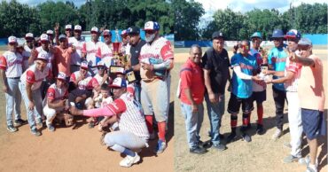 Barrio San Antonio se corona campeón Clásico de Beisbol de Viejas Gloria de La Vega