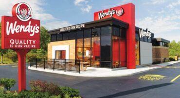Dominicanos perderán trabajos por cierre 300 restaurant Wendy’s en USA