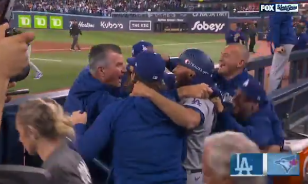 Los Dodgers de Los Angeles son los campeones de la Serie Mundial por segundo año seguido