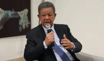 Leonel afirma gobierno PRM está en caída libre; 