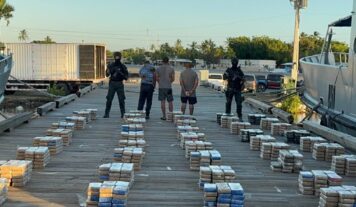 La DNCD, con el apoyo del comando Sur de EU, incautó más de 1.5 toneladas en las costas de la provincia Peravia