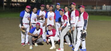Equipo Serie 81 realixa exitoso amistoso de softbol con varios equipos en Puerto Rico
