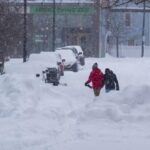 Más de 1.5 millones de dominicanos afectados por tormenta de nieve EUA; declaran emergencia en NY y NJ