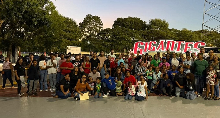 Los Gigantes del Cibao congregan cientos de niños y jóvenes con discapacidad en el Julián Javier