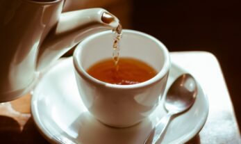 Retiran té vendido en NY por riesgo salmonela