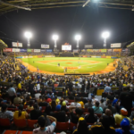 Deficiencia con el pitcheo tiene a Las Aguilas tambaleante y a los fanáticos sufriendo en el inicio del round robin