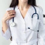 Cientos de enfermeras dominicanas figuran entre casi 15 mil iniciaron huelga este lunes en NYC; alcalde y fiscal apoyan paro