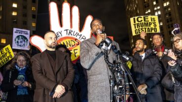 Defensor Público NYC advierte “Inmigración viene para la Gran Manzana”