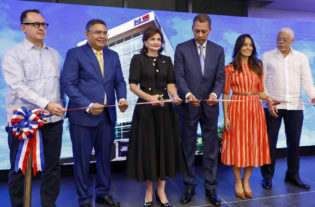 Vice Peña y Gómez Mazara inauguran nueva sede Indotel; Estado ahorrará más de RD$1,500 millones en próxima década