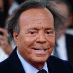 Señor o truhan? Ex trabajadoras en mansiones del cantante Julio Iglesias en RD y Bahamas lo acusan de agresión sexual