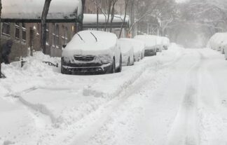 Alcalde de Nueva York levanta prohibición, pero la ciudad sigue sumida en el caos