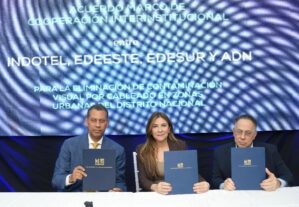 Indotel, ADN y CUED acuerdan plan para retirar cableados y reducir contaminación visual en el Distrito Nacional