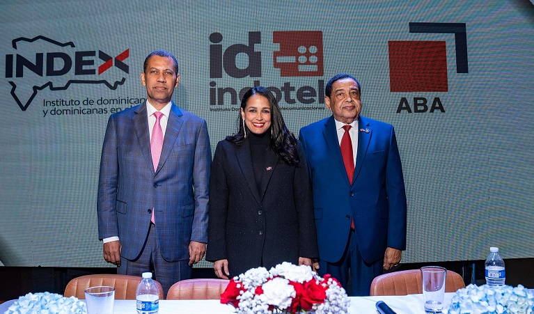 INDOTEL e INDEX continúan en Orlando campaña de alfabetización digital y educación financiera para envío de remesas