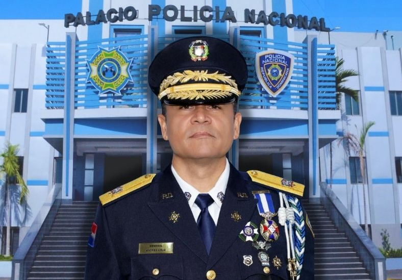 El presidente Abinader designa al general Andrés Modesto Cruz Cruz como nuevo director general de la Policía