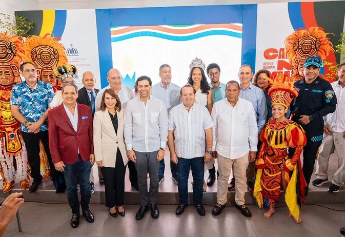 Puerto Plata se anota un virao! Ministro de Cultura decide dedicarle el Desfile Nacional de Carnaval perdió Río San Juan