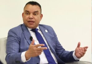 Director del SNS revela institución opera con un déficit superior a los RD$13 mil millones