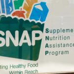 Beneficiarios Cupones Alimentos en EE. UU. entre 18 y 64 años tendrán que trabajar; medida entró en vigor