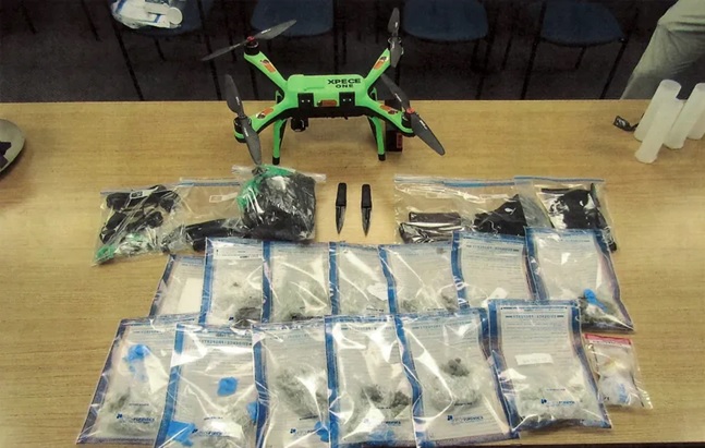 DOCCS incauta dron contenía contrabando y sobrevolaba cárcel en NY; dominicanos guardan prisión allí